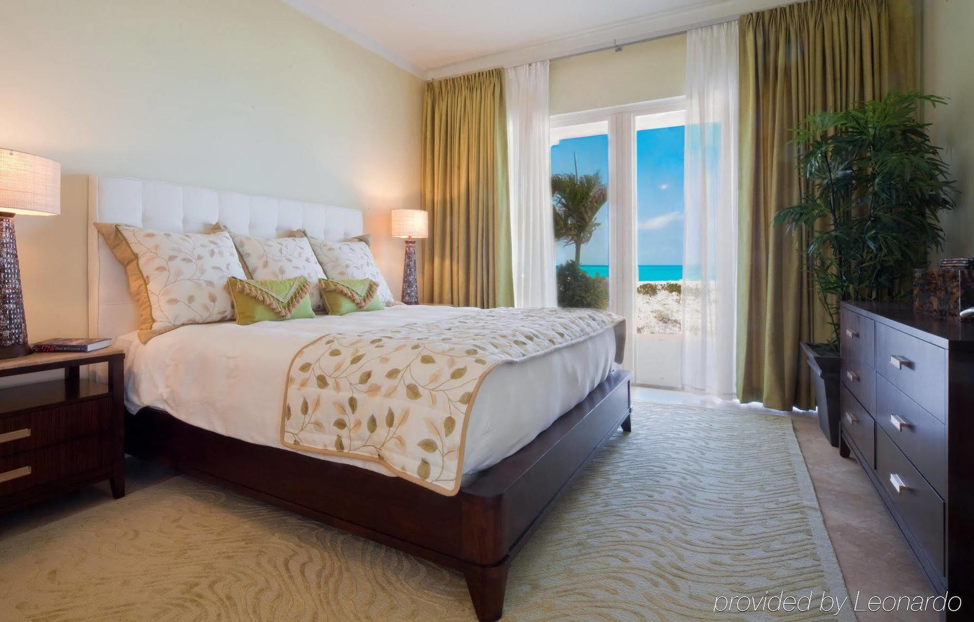 Aparthotel The Venetian On Grace Bay Exterior foto